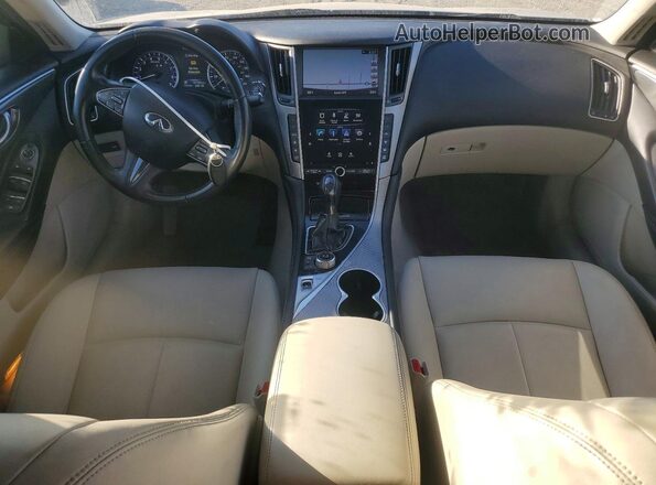 JN1EV7AP9HM743274 2017 INFINITI Q50 Silver Widok deski rozdzielczej