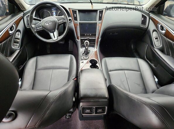 JN1EV7AP9JM356505 2018 INFINITI Q50 Черный Вид панели приборов