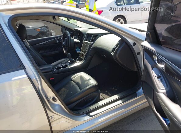 JN1EV7APXLM200685 2020 INFINITI Q50 Silver Front interior view