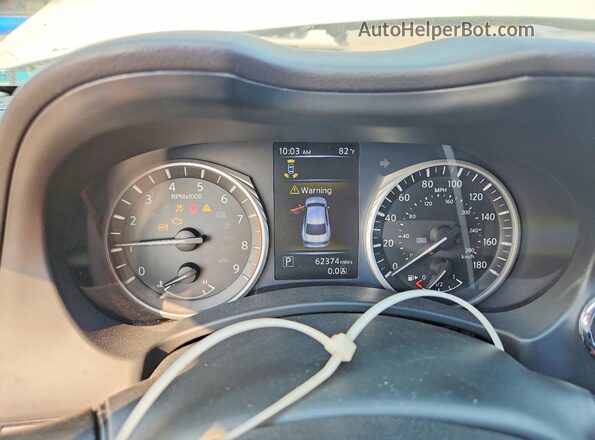JN1EV7AR1JM442974 2018 INFINITI Q50 White Вид щитка приладів