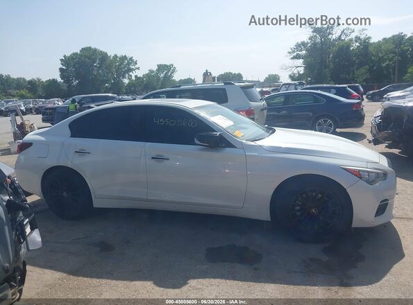 JN1EV7AR2JM437623 2018 INFINITI Q50 White Rear interior view