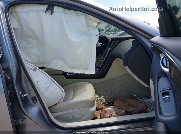 JN1EV7AR2JM441817 2018 INFINITI Q50 Silver Front interior view