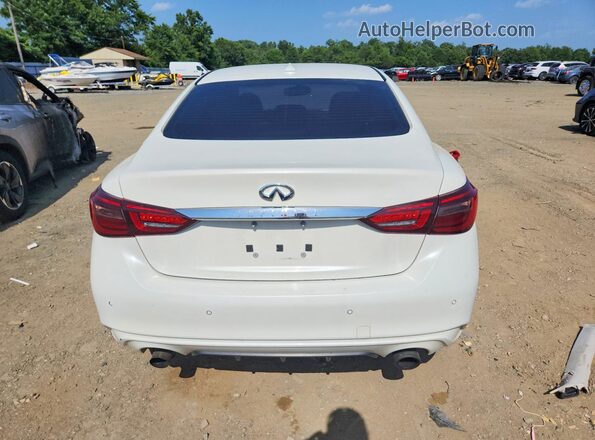 JN1EV7AR3JM610064 2018 INFINITI Q50 Белый Вид сзади