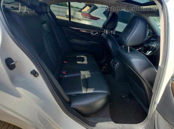 JN1EV7AR3JM610064 2018 INFINITI Q50 Белый Вид задних сидений