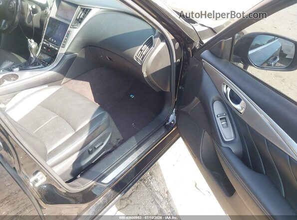 JN1EV7AR5HM837895 2017 INFINITI Q50 Black Front interior view