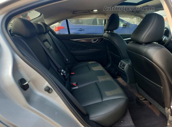 JN1EV7AR9JM441541 2018 INFINITI Q50 Silver Widok tylnych siedzeń