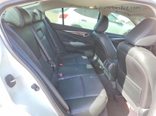 JN1EV7ARXHM835673 2017 INFINITI Q50 White Вид задніх сидінь