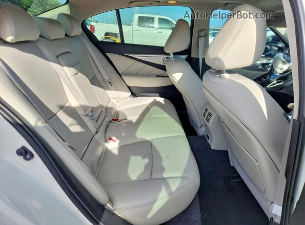 JN1EV7BP0RM600097 2024 INFINITI Q50 White Rear seats view