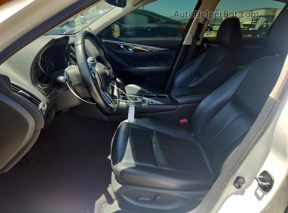 JN1EV7BP9MM704161 2021 INFINITI Q50 Белый Вид салона спереди