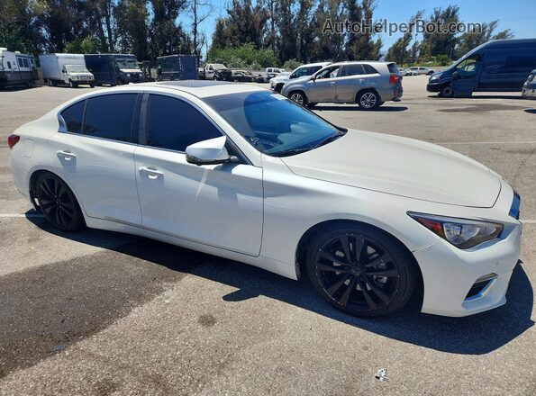 JN1EV7BP9MM704161 2021 INFINITI Q50 Белый Передняя правая четверть