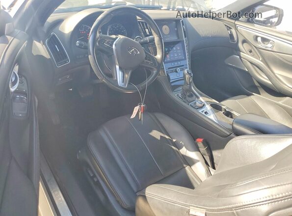 JN1EV7EK0JM341535 2018 INFINITI Q60 Silver Dashboard view