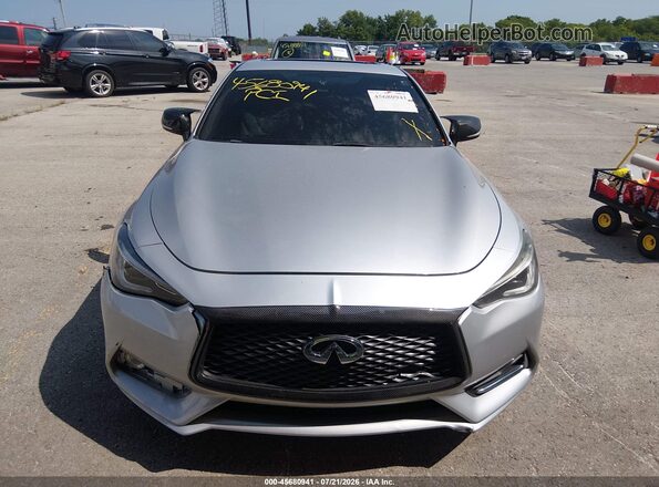 JN1EV7EK4HM360163 2017 INFINITI Q60 Silver Dashboard view
