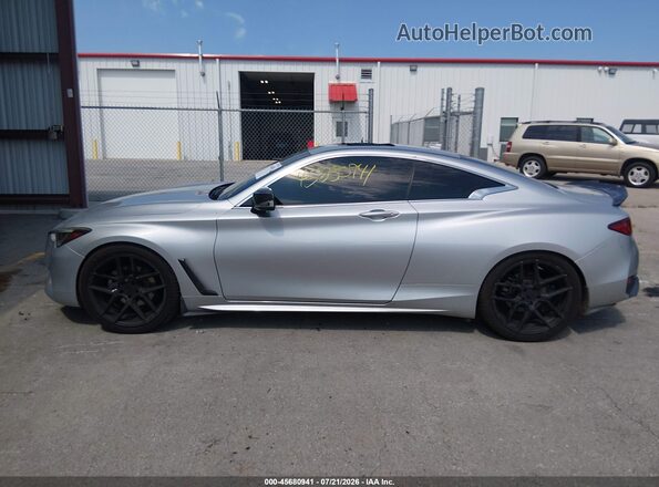 JN1EV7EK4HM360163 2017 INFINITI Q60 Silver Rear interior view
