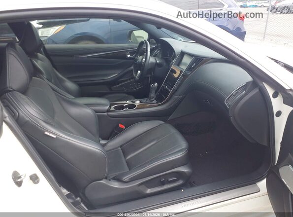 JN1EV7EK6HM360441 2017 INFINITI Q60 White წინა სალონის ხედი