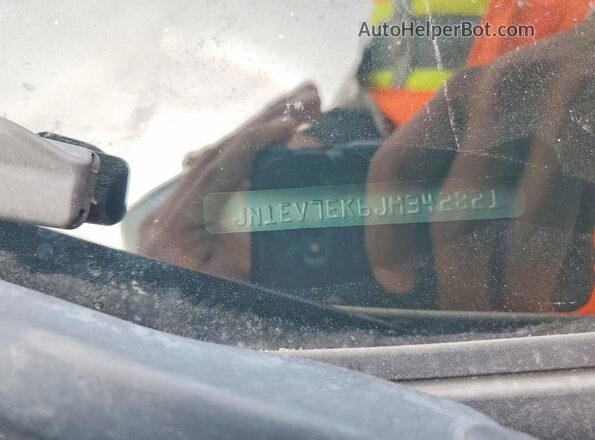 JN1EV7EK6JM342821 2018 INFINITI Q60 White Շարժիչի բաժամունքի տեսք