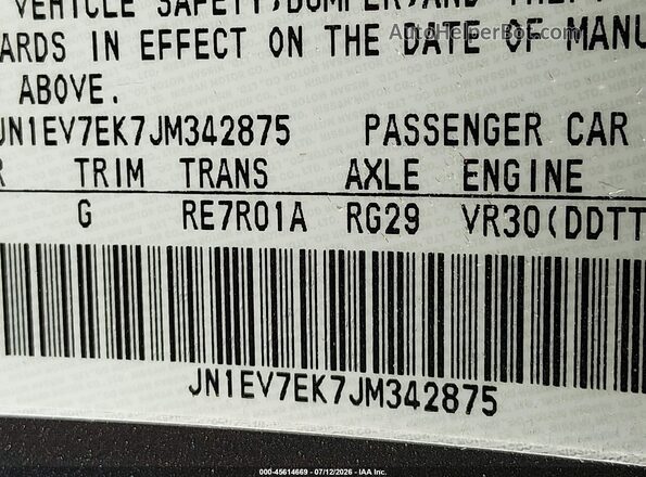 JN1EV7EK7JM342875 2018 INFINITI Q60 Gray Widok komory silnika
