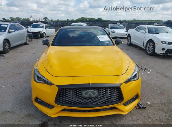 JN1FV7EL5HM701955 2017 INFINITI Q60 Yellow Սարքավորումների վահանակի տեսք