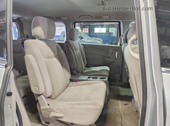 JN8AE2KP2G9154005 2016 NISSAN QUEST Silver Вид задньої частини салону