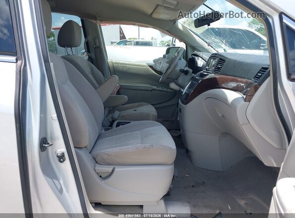 JN8AE2KP3H9167265 2017 NISSAN QUEST Silver Вид салону спереду