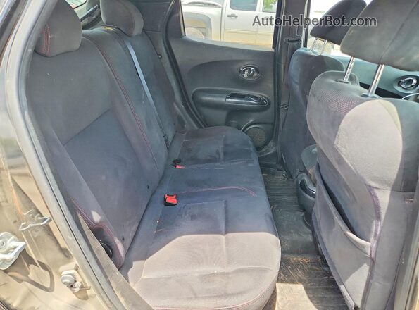 JN8AF5MR2HT700772 2017 NISSAN JUKE Black Հետևի նստատեղերի տեսք