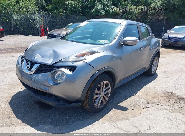 JN8AF5MR2HT705972 2017 NISSAN JUKE Gray Vista tres cuartos delantera izquierda