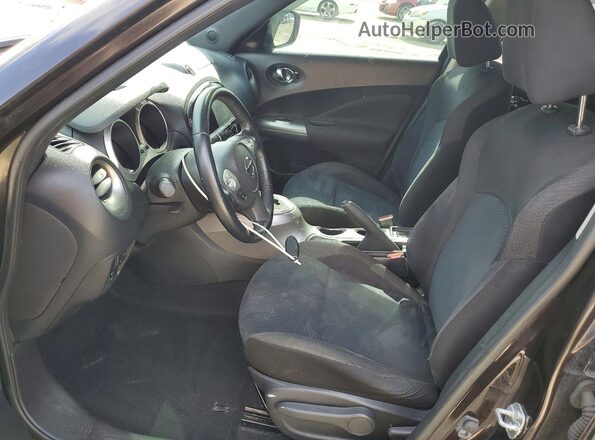 JN8AF5MR5GT610174 2016 NISSAN JUKE Черный Вид салона спереди