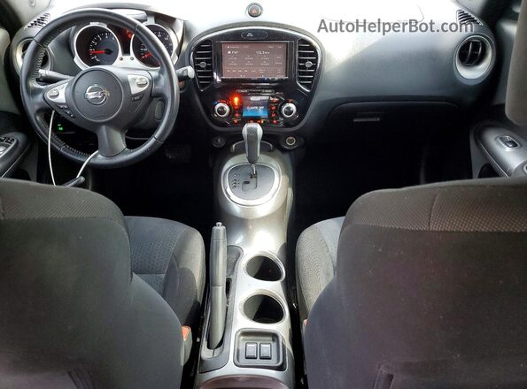 JN8AF5MR5GT610174 2016 NISSAN JUKE Черный Вид панели приборов