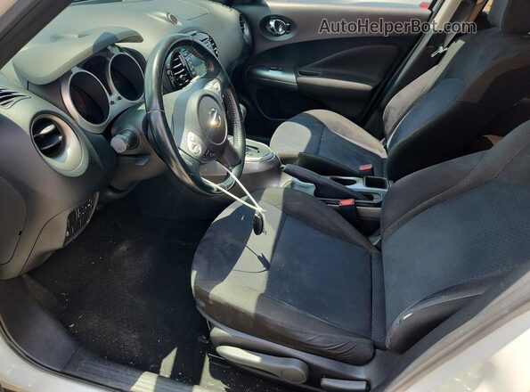 JN8AF5MR7GT605557 2016 NISSAN JUKE White Widok wnętrza z przodu