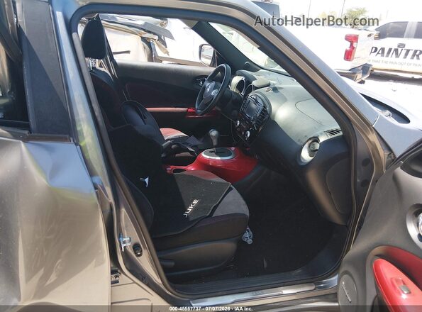 JN8AF5MR8GT603624 2016 NISSAN JUKE Gray Widok wnętrza z przodu