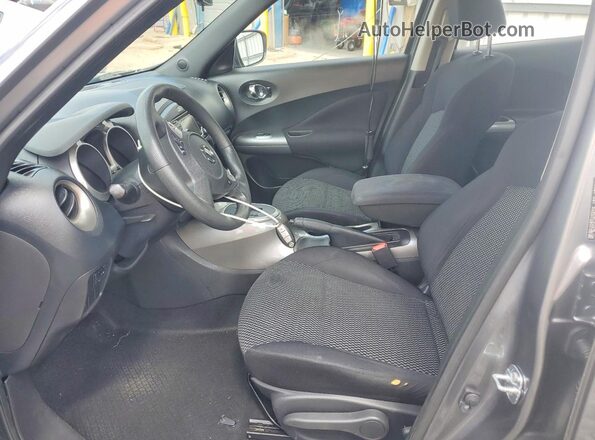 JN8AF5MR9GT607603 2016 NISSAN JUKE Серый Вид салона спереди