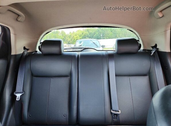JN8AF5MV5GT651952 2016 NISSAN JUKE Black Vista de los asientos traseros