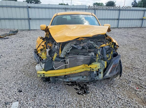 JN8AF5MV8GT650827 2016 NISSAN JUKE Yellow წინა ხედი