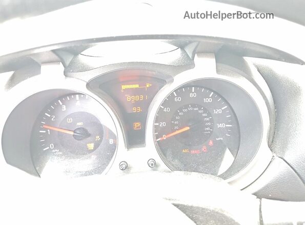 JN8AF5MV8GT650827 2016 NISSAN JUKE Yellow ხელსაწყოთა პანელის ხედი