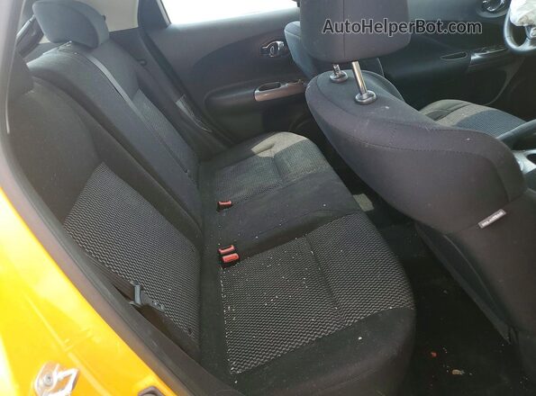 JN8AF5MV8GT650827 2016 NISSAN JUKE Yellow უკანა სავარძლების ხედი