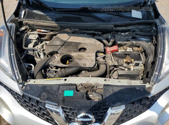 JN8AF5MV8GT659835 2016 NISSAN JUKE Silver Vista interior trasera