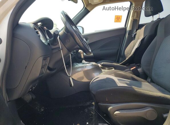 JN8AF5MV8GT659835 2016 NISSAN JUKE Silver Vista interior delantera