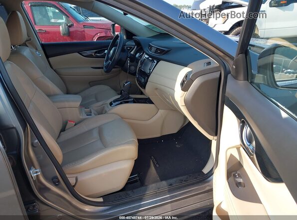 JN8AT2MT0HW150554 2017 NISSAN ROGUE Gray Vista interior delantera