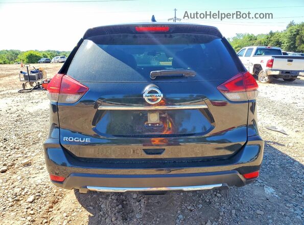 JN8AT2MT0HW384547 2017 NISSAN ROGUE Black Widok z tyłu