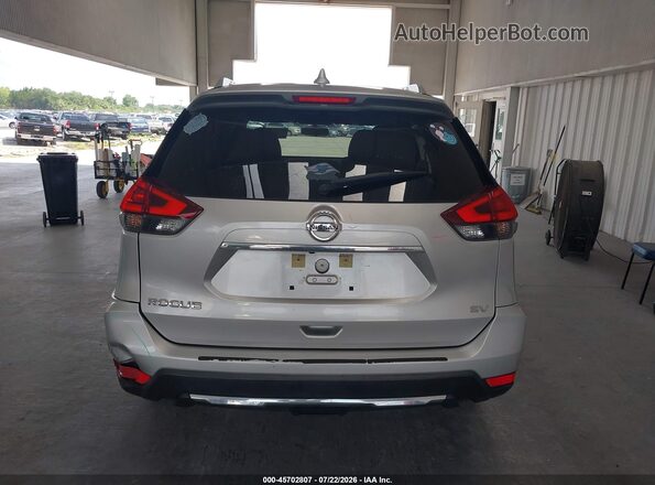 JN8AT2MT0JW453954 2018 NISSAN ROGUE Silver 