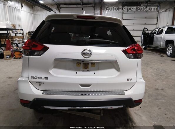 JN8AT2MT1HW146187 2017 NISSAN ROGUE White 