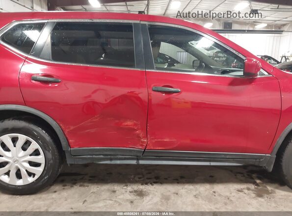 JN8AT2MT1HW399641 2017 NISSAN ROGUE Red Widok z przodu