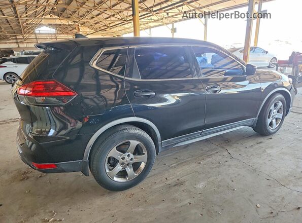 JN8AT2MT1HW403607 2017 NISSAN ROGUE Черный Задняя правая четверть