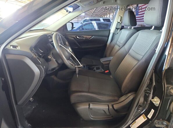 JN8AT2MT1HW403607 2017 NISSAN ROGUE Черный Вид салона спереди