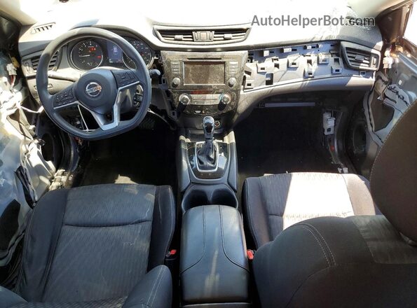 JN8AT2MT1JW462274 2018 NISSAN ROGUE Gray Dashboard view