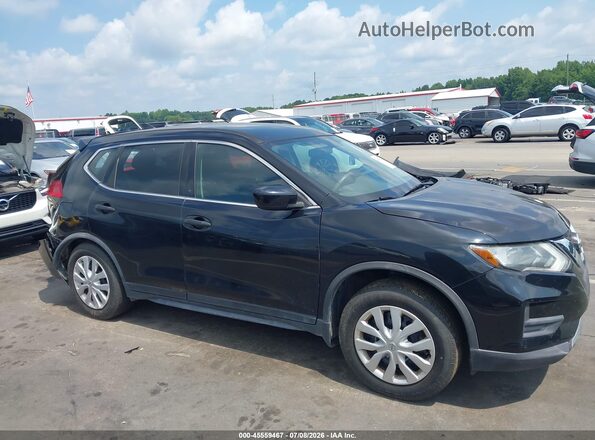 JN8AT2MT2HW386607 2017 NISSAN ROGUE Black Rear interior view