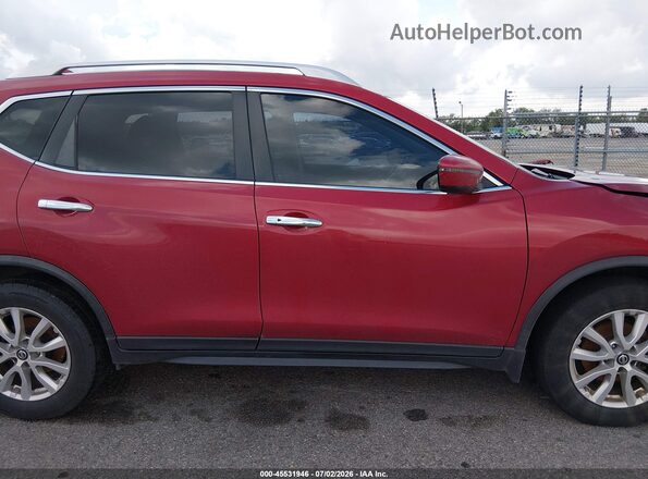 JN8AT2MT2HW392889 2017 NISSAN ROGUE Red Вид задньої частини салону