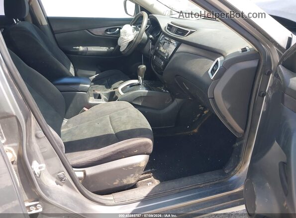 JN8AT2MT3GW011565 2016 NISSAN ROGUE Gray Widok wnętrza z przodu