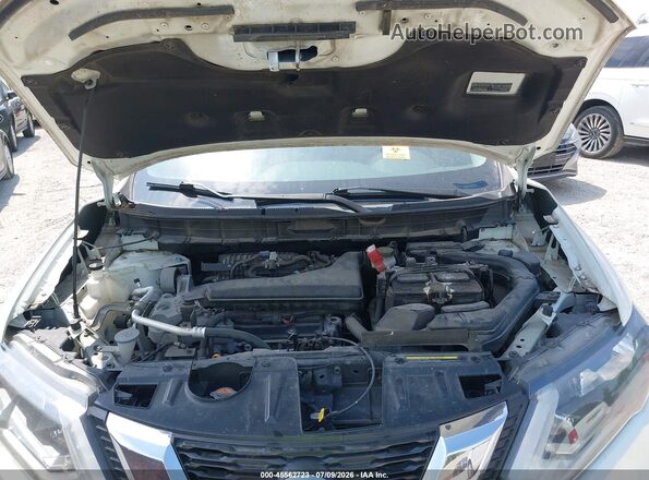 JN8AT2MT3HW144974 2017 NISSAN ROGUE White Հետևի տեսք
