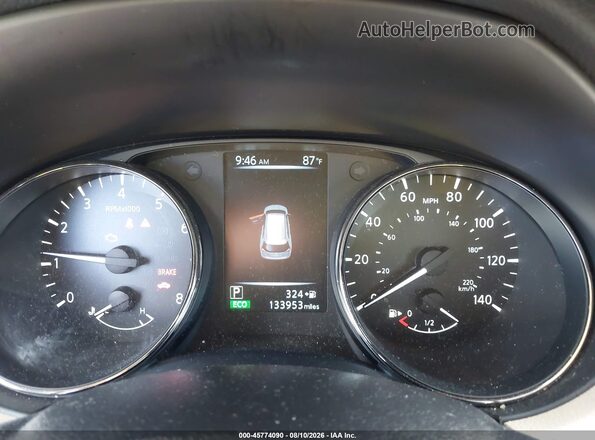 JN8AT2MT3HW387779 2017 NISSAN ROGUE Red Вид задніх сидінь
