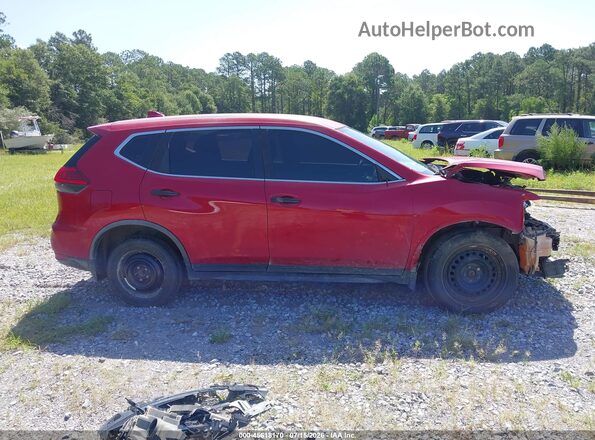 JN8AT2MT3HW405486 2017 NISSAN ROGUE Red Widok wnętrza z tyłu